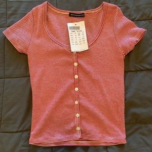 brandy melville zelly top